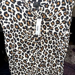 NWT- Beautiful Cheetah Girls Blouse- Sleeveless- Size L Women- Worthington Brand